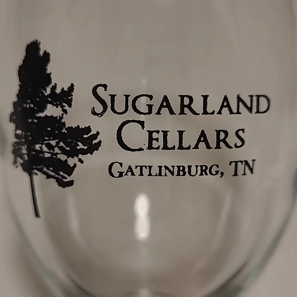 Pair of Sugarland Cellars Gatlinburg TN Wine Glasses